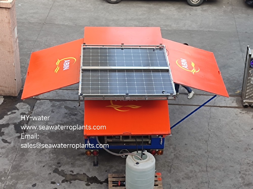 Solar seawater desalinasor.jpg